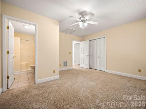 21 Holiday Drive Arden NC 28704