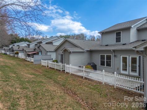 21 Holiday Drive Arden NC 28704