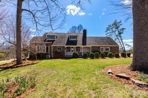 181 Leisure Ridge Drive Mars Hill NC 28754