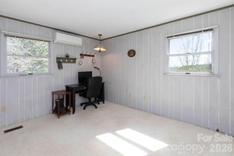 181 Leisure Ridge Drive Mars Hill NC 28754