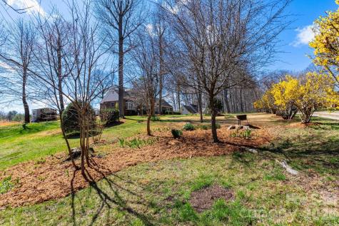 181 Leisure Ridge Drive Mars Hill NC 28754