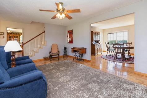 181 Leisure Ridge Drive Mars Hill NC 28754