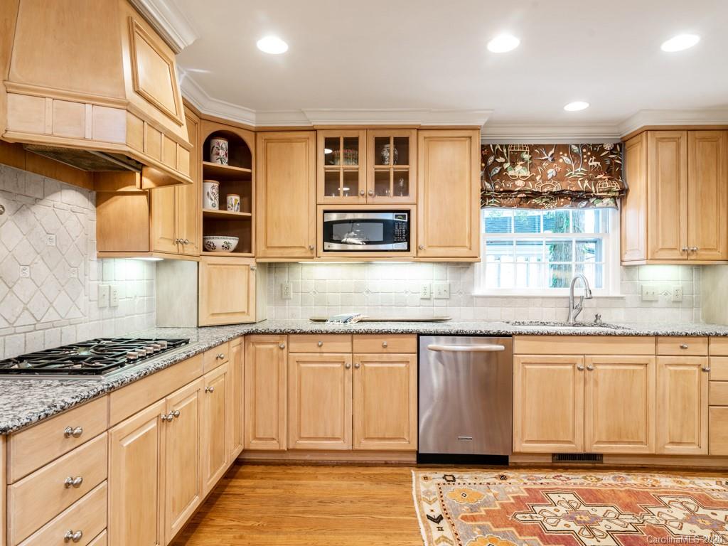 1708 Scotland Avenue Charlotte NC 28207