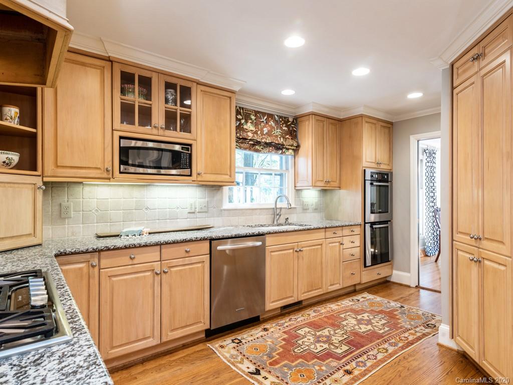 1708 Scotland Avenue Charlotte NC 28207