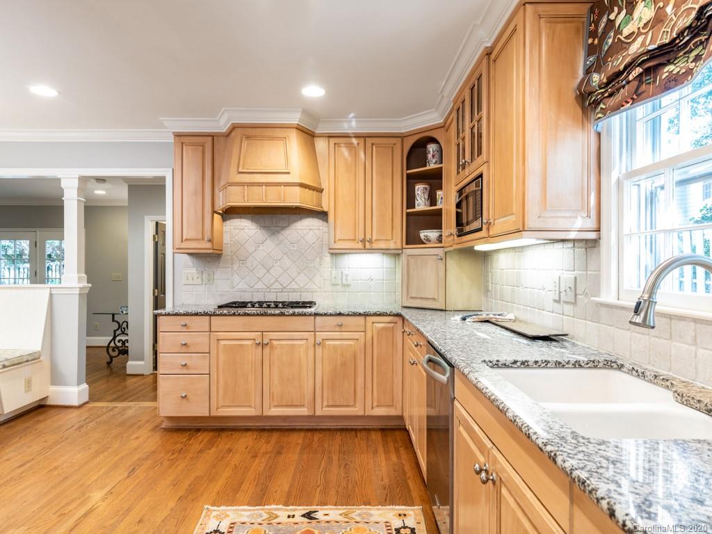 1708 Scotland Avenue Charlotte NC 28207