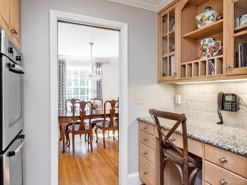 1708 Scotland Avenue Charlotte NC 28207
