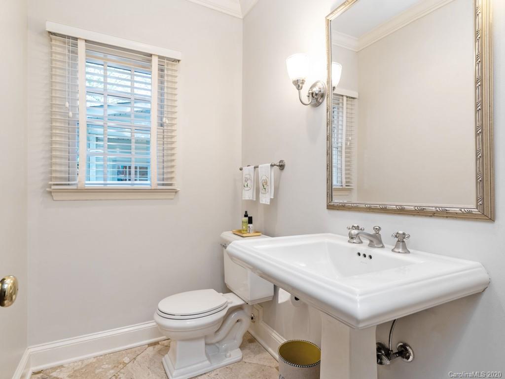 1708 Scotland Avenue Charlotte NC 28207