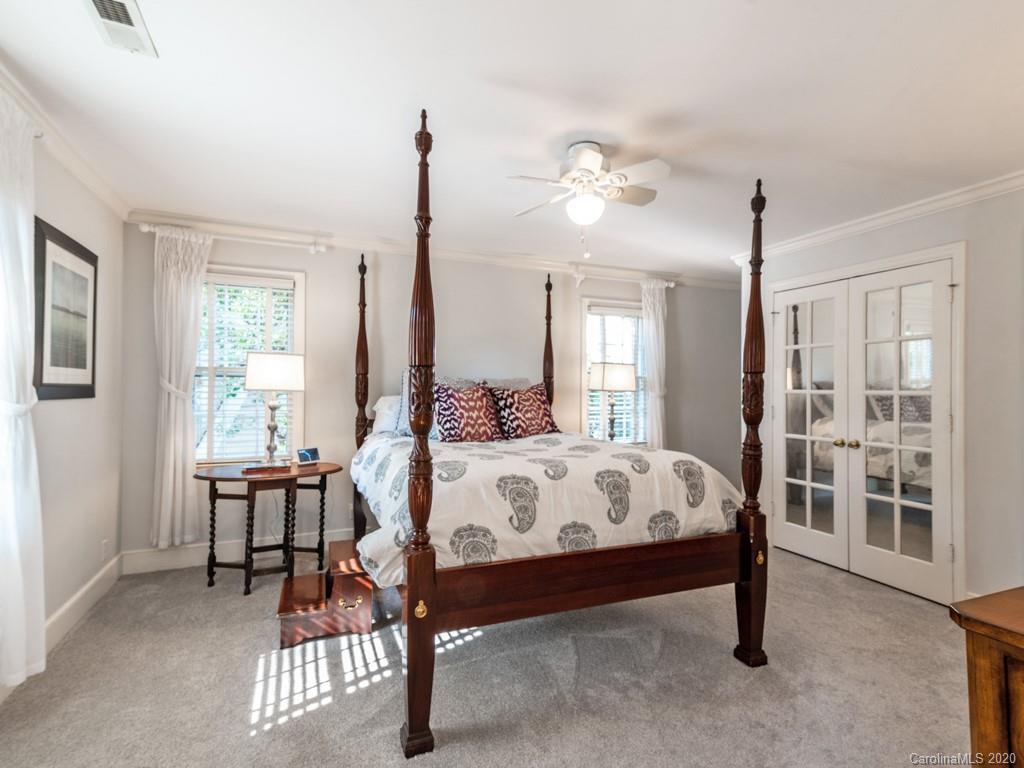1708 Scotland Avenue Charlotte NC 28207
