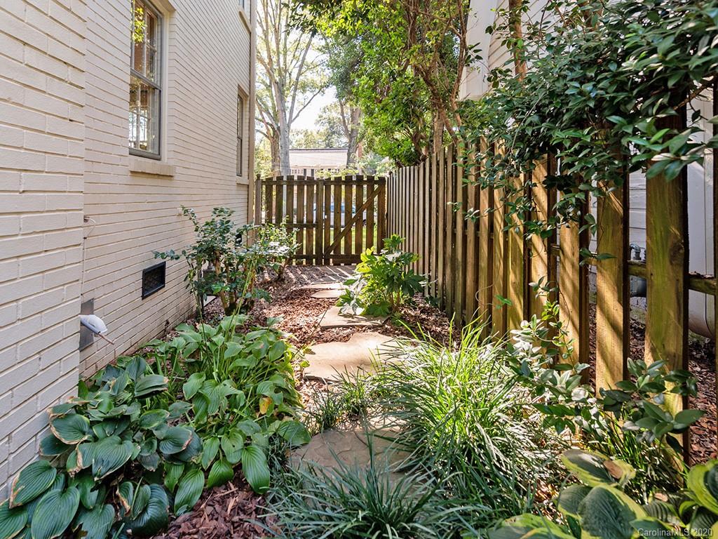 1708 Scotland Avenue Charlotte NC 28207