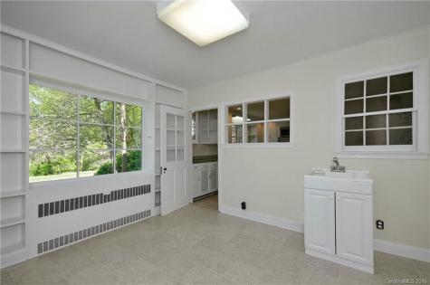 99 Gracelyn Road Asheville NC 28804