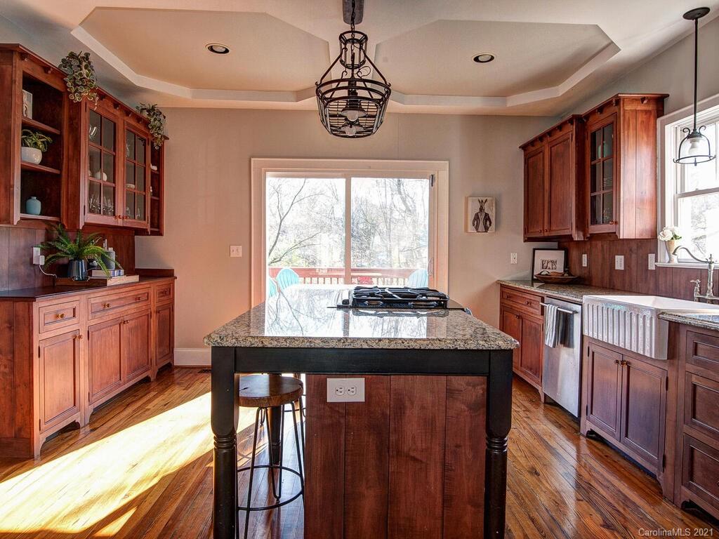 2910 N Alexander Street Charlotte NC 28205