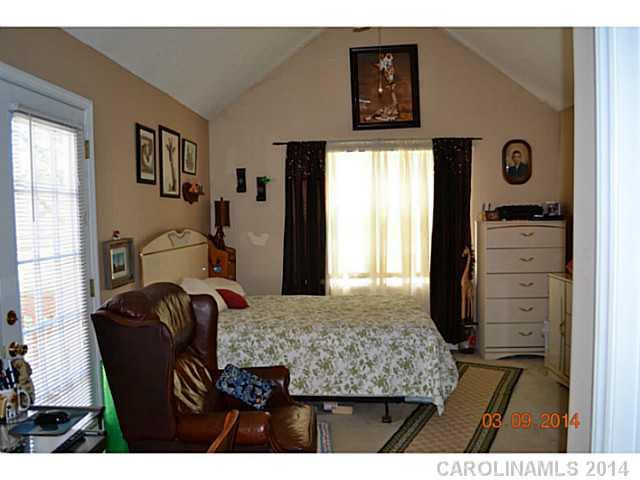 14513 Cardamon Court Charlotte NC 28273