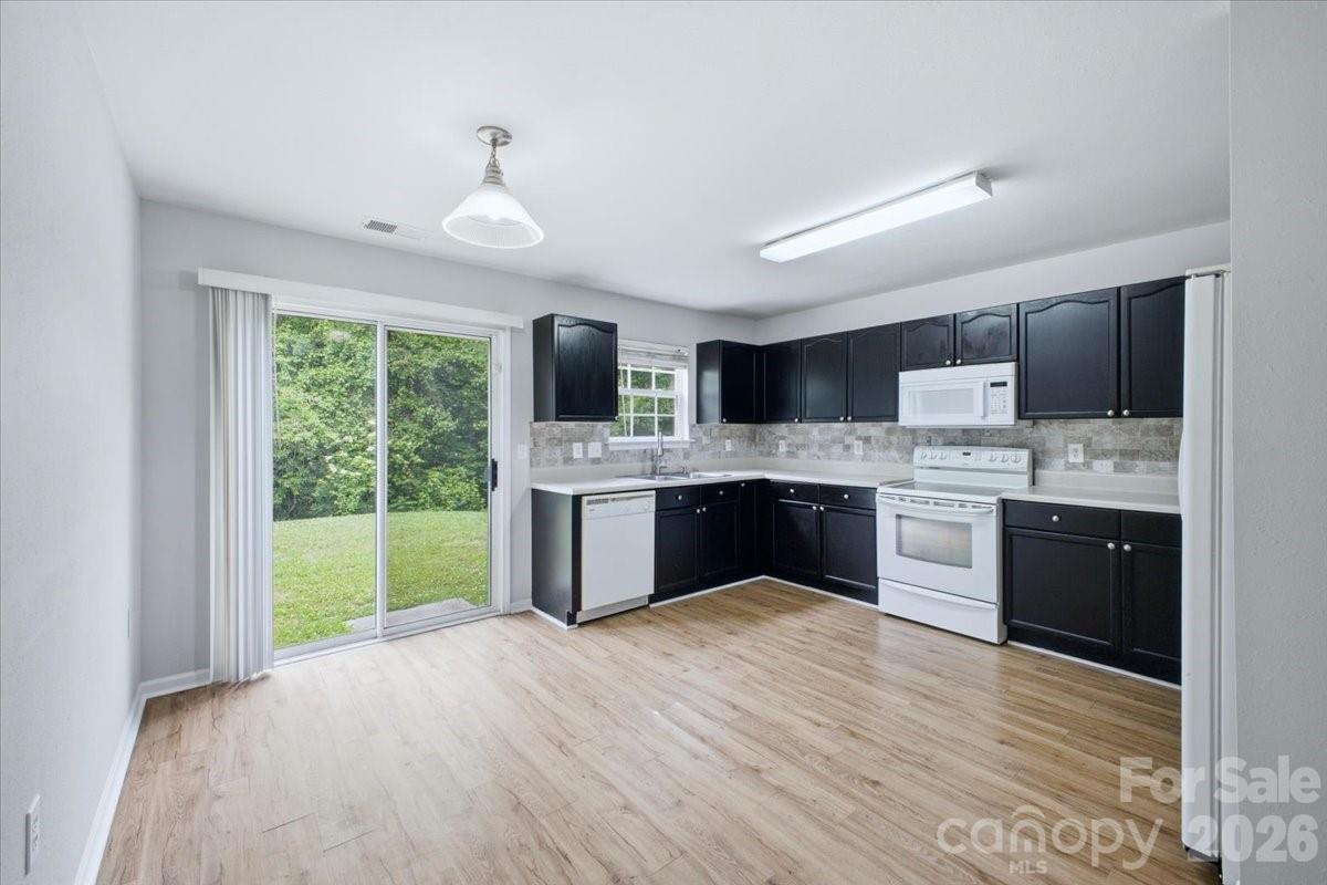 7143 Wandering Creek Drive Charlotte NC 28216