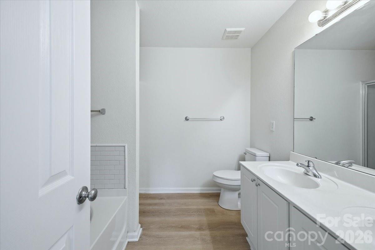 7143 Wandering Creek Drive Charlotte NC 28216