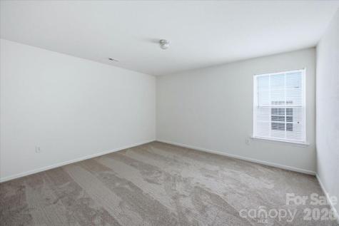 7143 Wandering Creek Drive Charlotte NC 28216