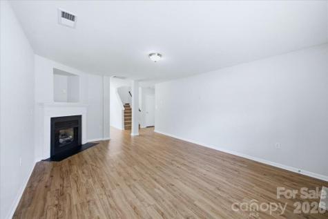 7143 Wandering Creek Drive Charlotte NC 28216