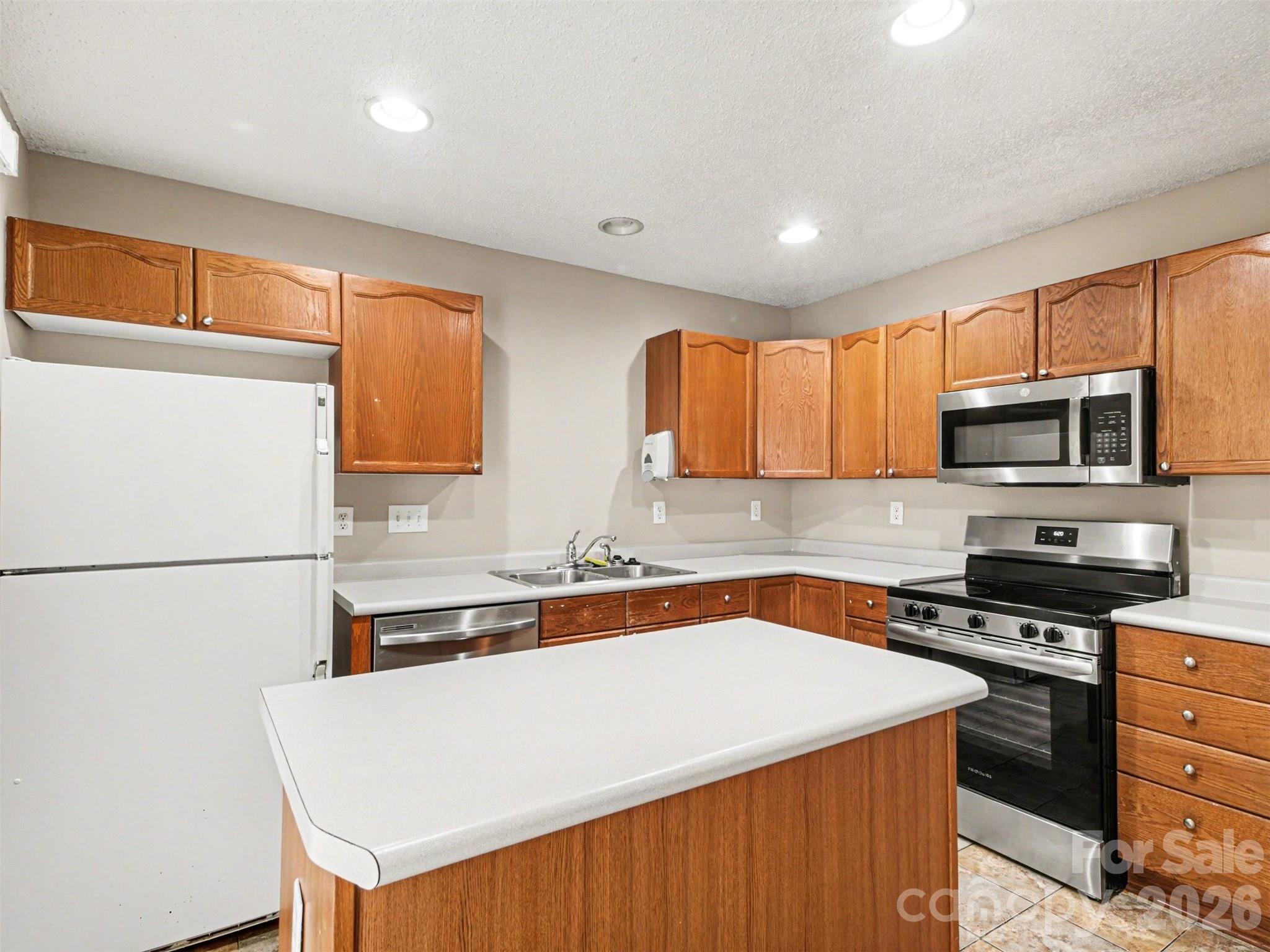 2132 Preakness Court Charlotte NC 28273