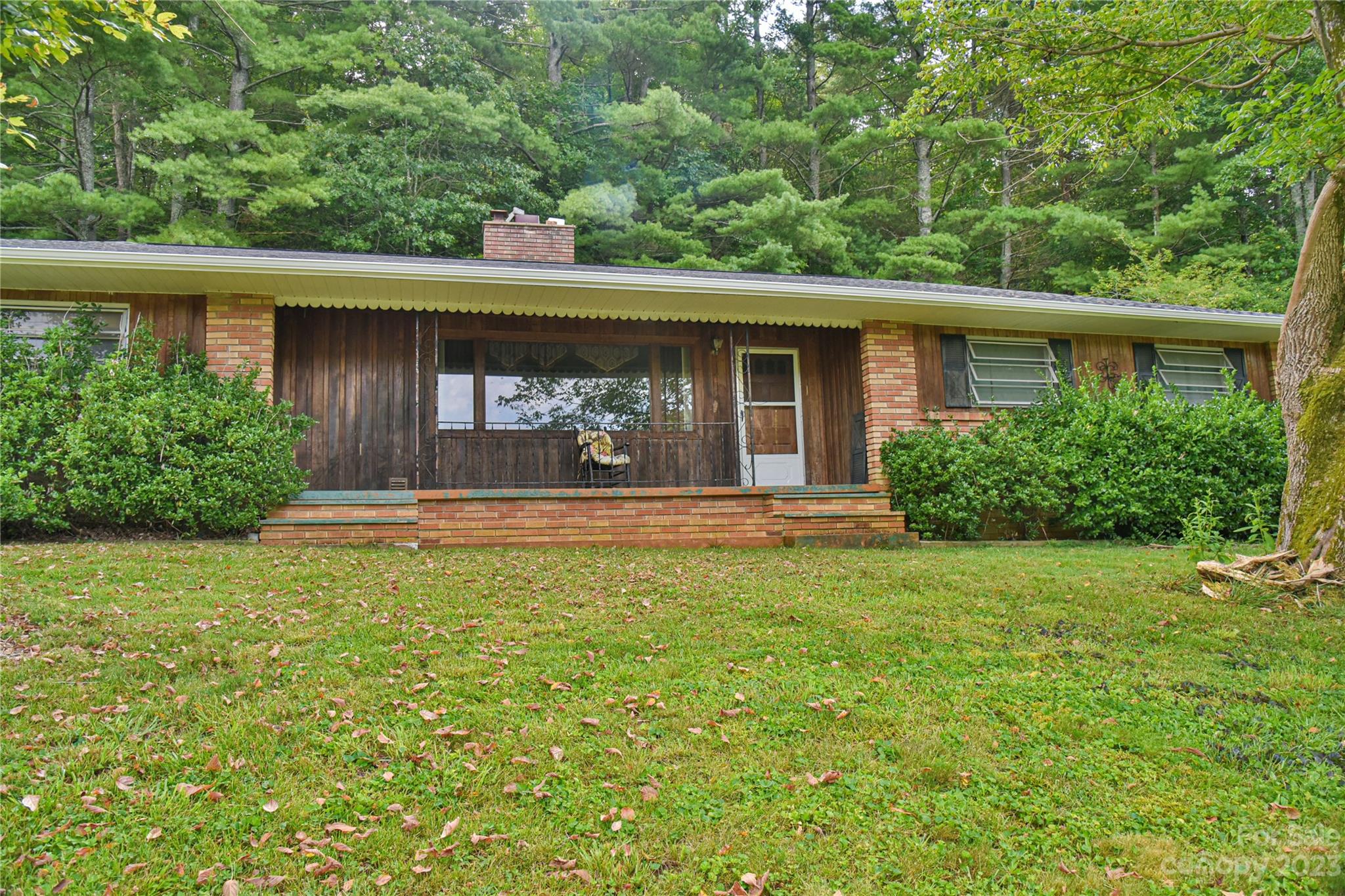 851 Bee Tree Road Swannanoa NC 28778