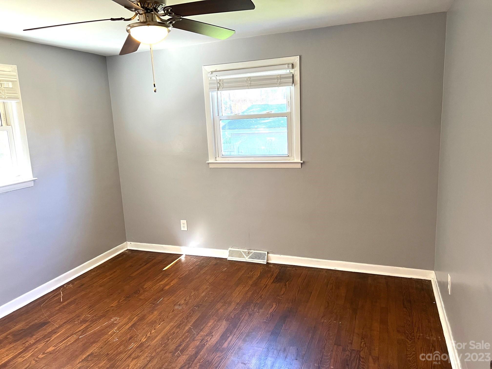 116 Glenwood Road Hendersonville NC 28791