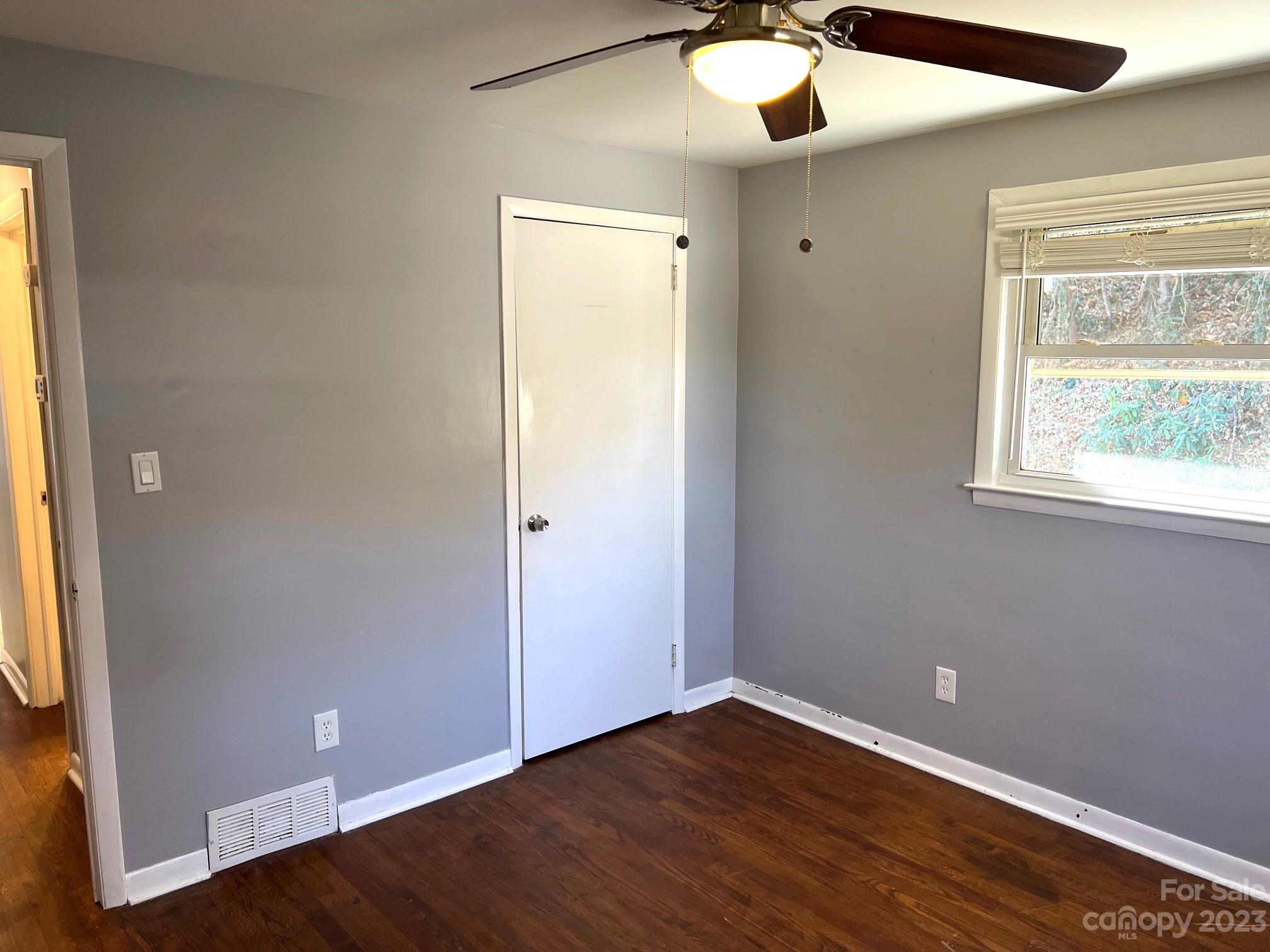 116 Glenwood Road Hendersonville NC 28791