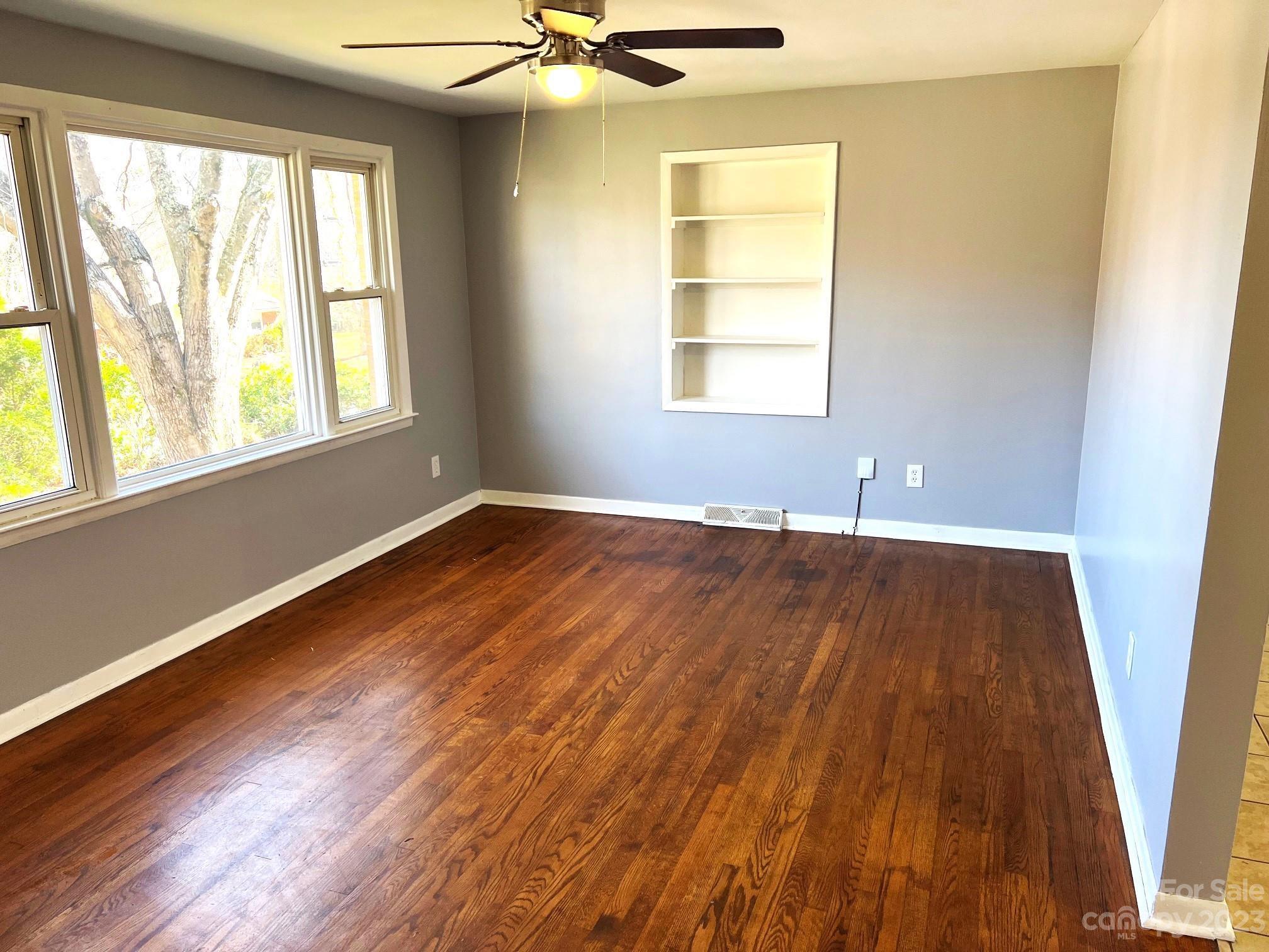 116 Glenwood Road Hendersonville NC 28791