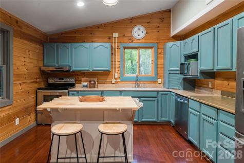 4035 Bald Creek Road Clyde NC 28721