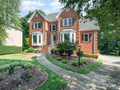 143 N Sardis View Lane Charlotte NC 28270