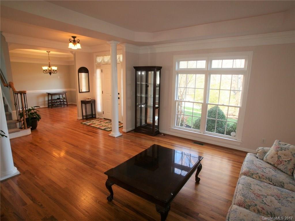6317 Queensbury Court Charlotte NC 28269