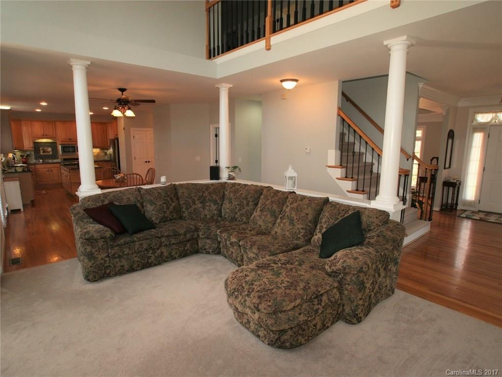 6317 Queensbury Court Charlotte NC 28269