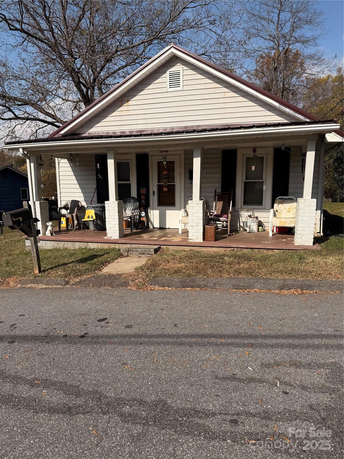 1418 Huggins Street Statesville NC 28677