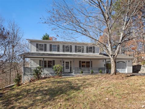 402 Canonero Drive Fairview NC 28730
