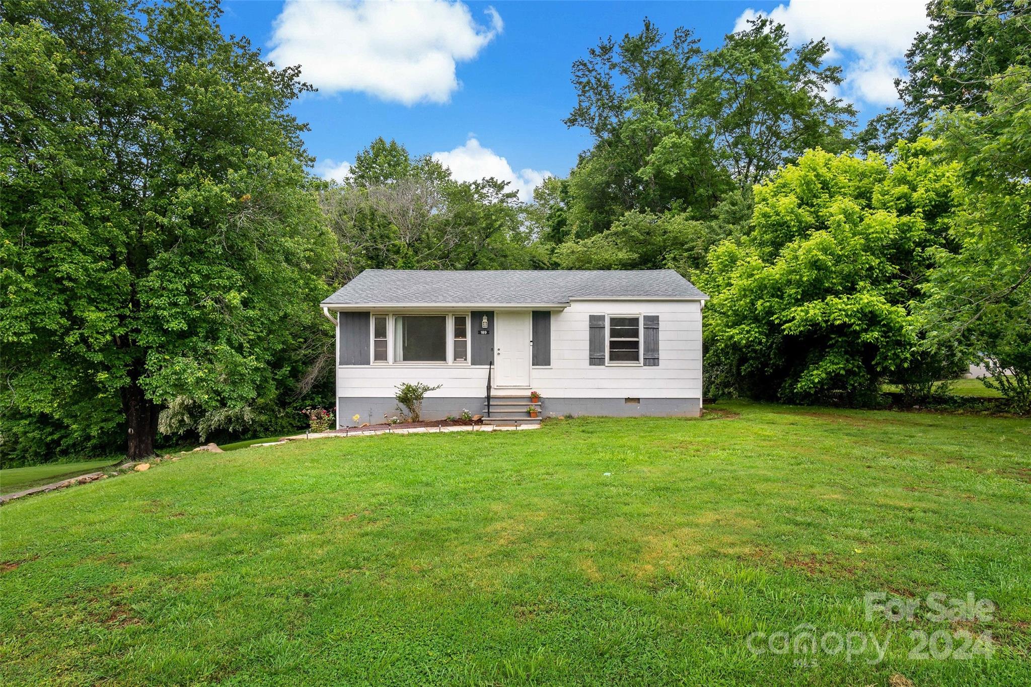 189 Pleasant Hill Road Marion NC 28752