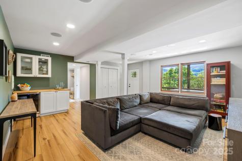 131 John Knox Road Montreat NC 28757