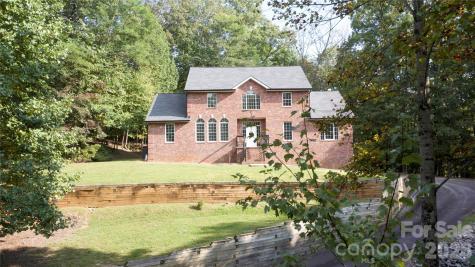 1064 Skye Drive Pisgah Forest NC 28768