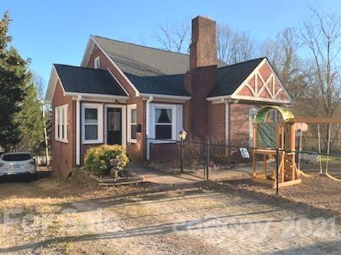 330 E Oak Street Marion NC 28752