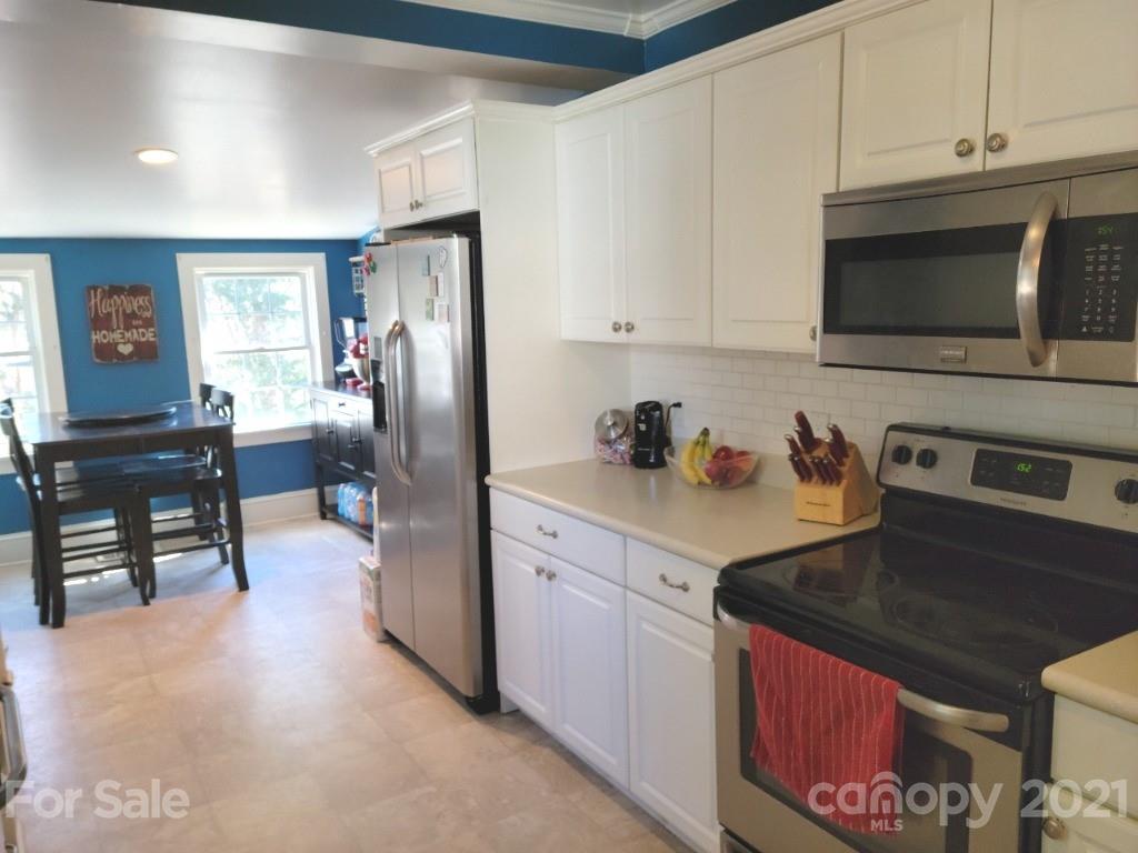 330 E Oak Street Marion NC 28752