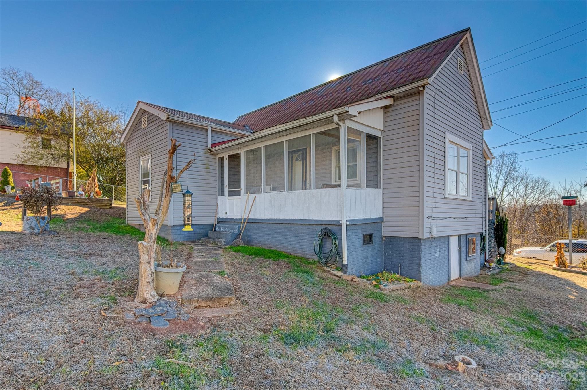 2011 1st Street SW Hickory NC 28602