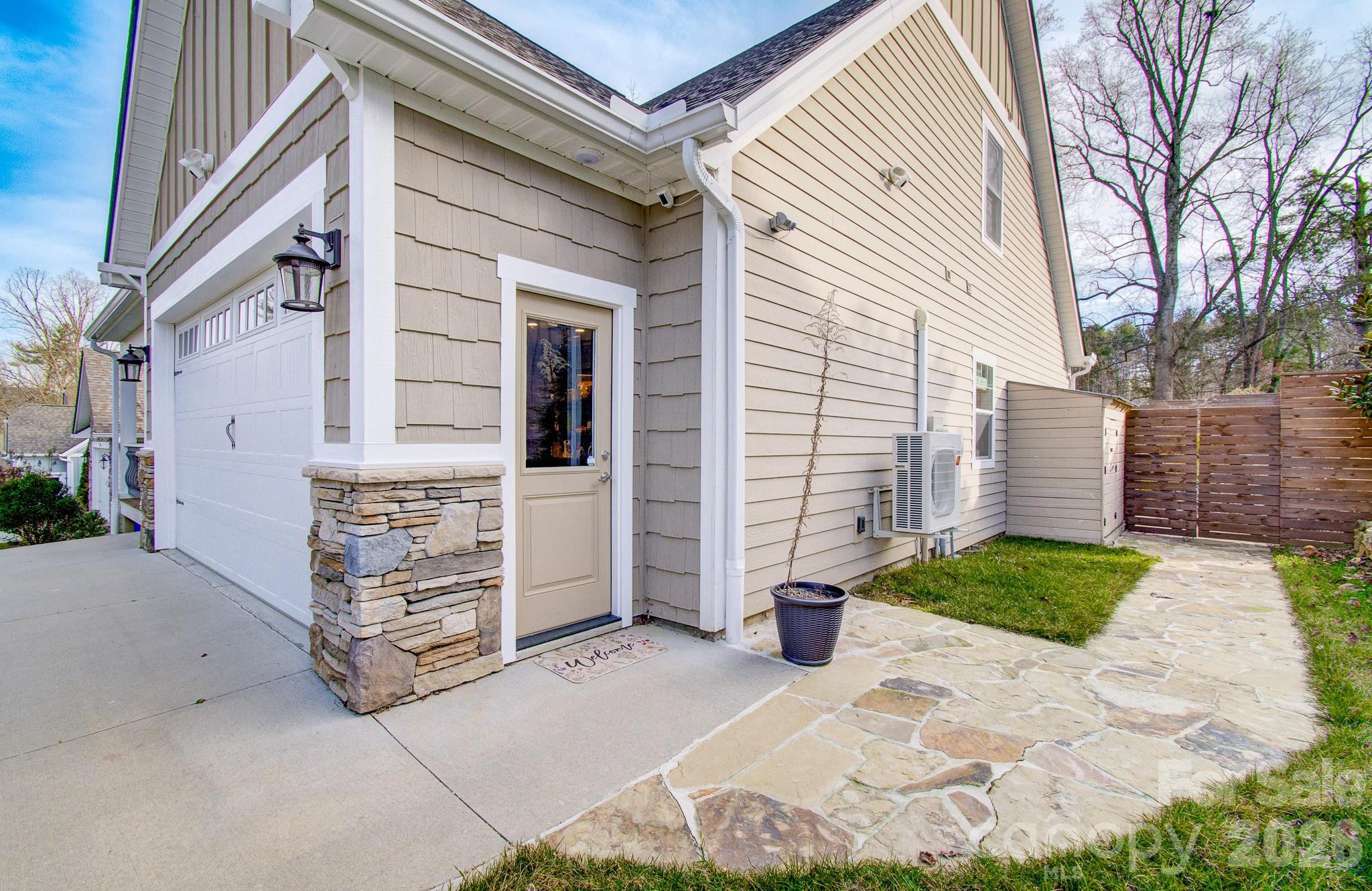 129 White Oak Road Extension Arden NC 28704