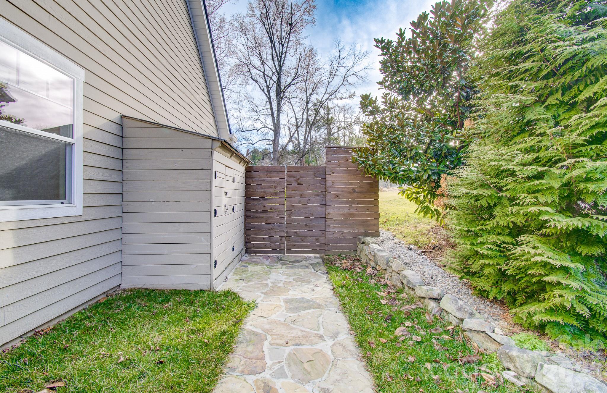 129 White Oak Road Extension Arden NC 28704