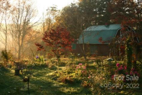 528 Padgettown Road Black Mountain NC 28711