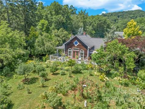 528 Padgettown Road Black Mountain NC 28711