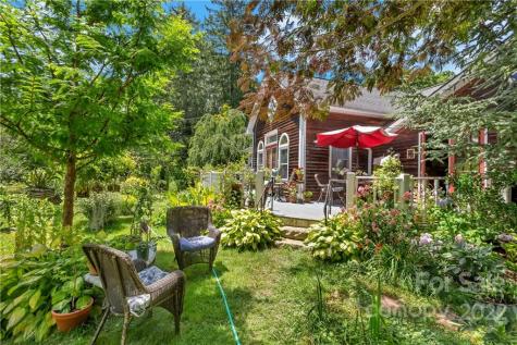 528 Padgettown Road Black Mountain NC 28711