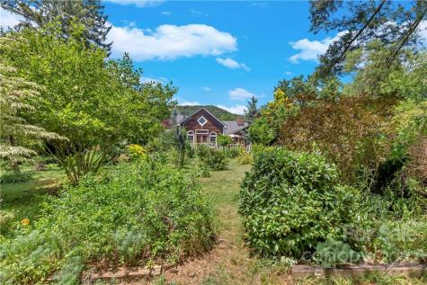 528 Padgettown Road Black Mountain NC 28711