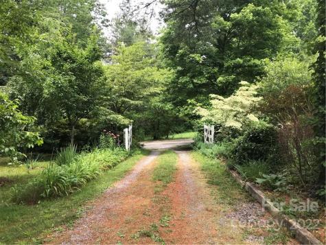 528 Padgettown Road Black Mountain NC 28711
