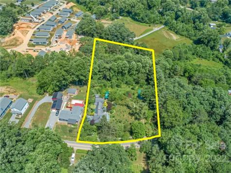 528 Padgettown Road Black Mountain NC 28711