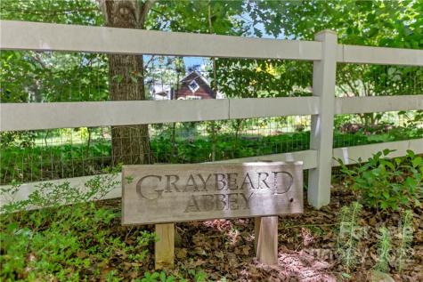 528 Padgettown Road Black Mountain NC 28711