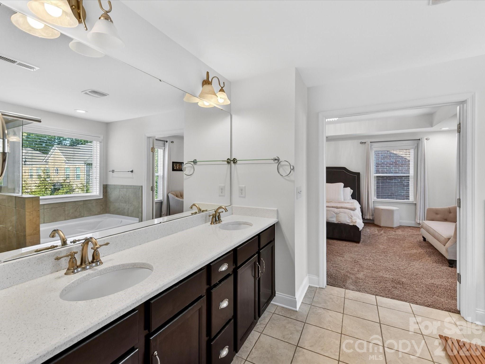 113 Hillandale Road Charlotte NC 28270