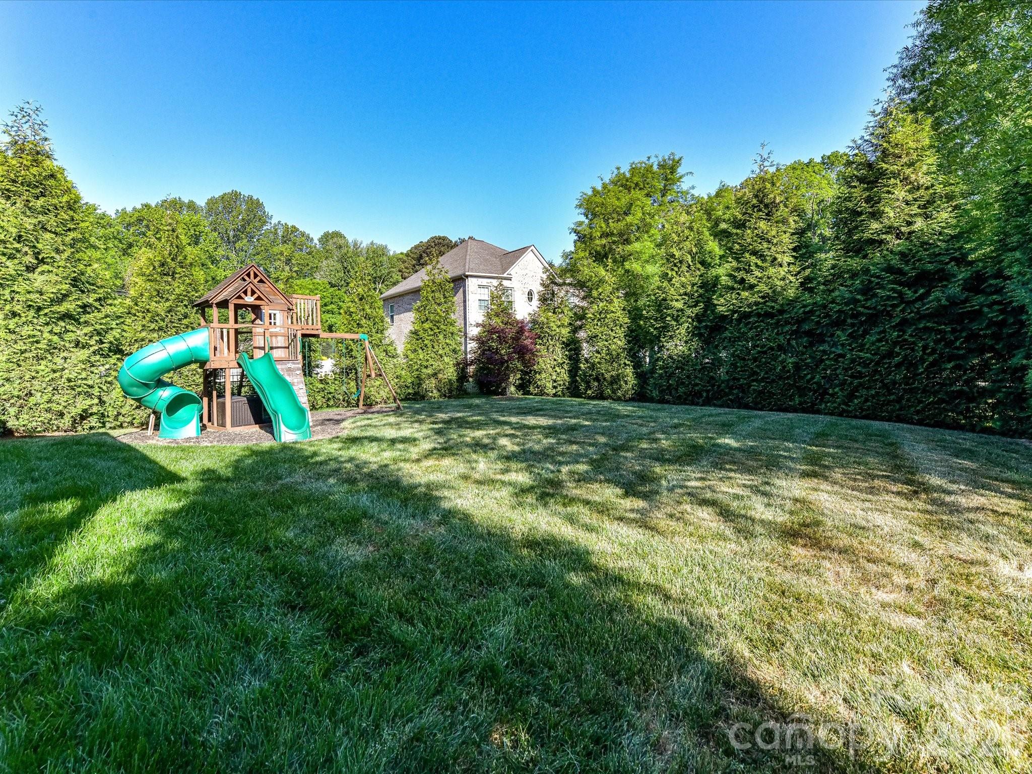 113 Hillandale Road Charlotte NC 28270