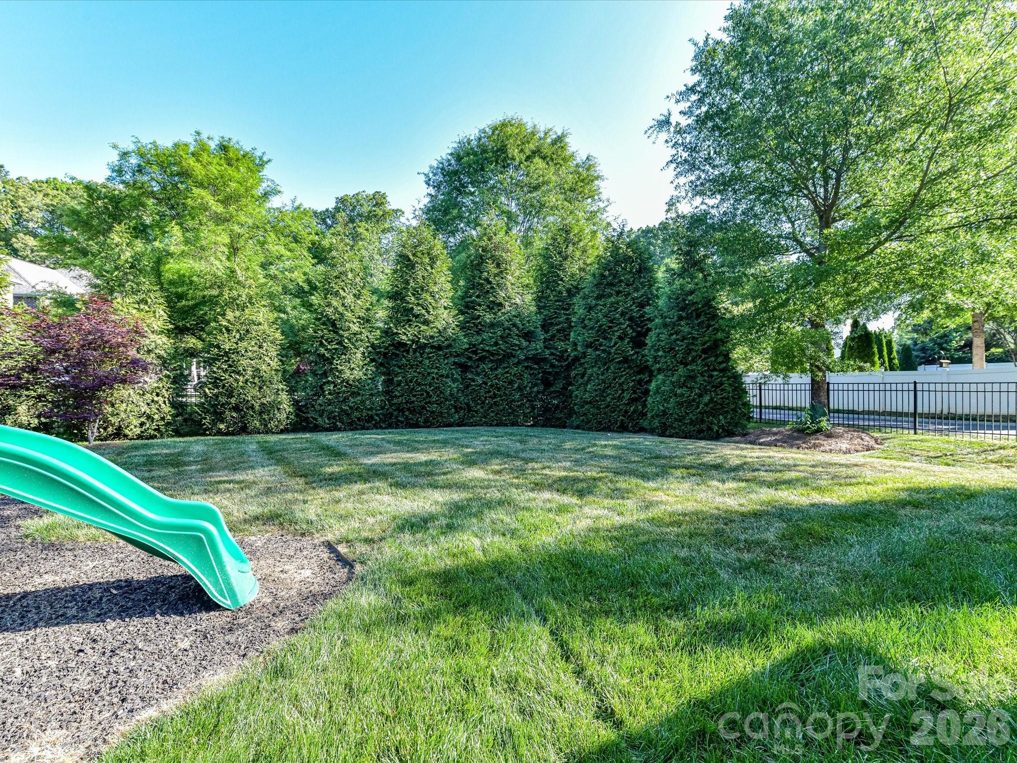 113 Hillandale Road Charlotte NC 28270