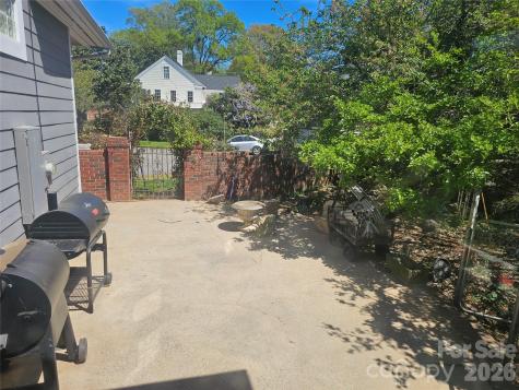 2307 Armstrong Circle Gastonia NC 28054